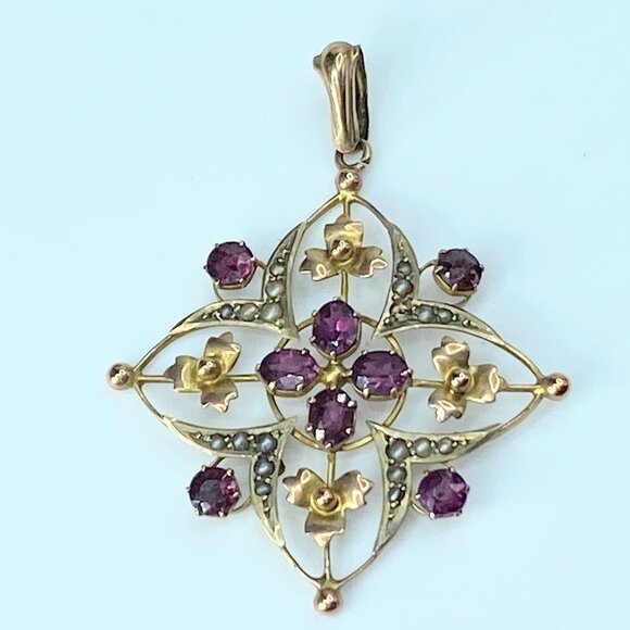 Art Nouveau, 9 Karat Yellow Gold, Pink Tourmaline & Seed Pearl Pendant JR0015